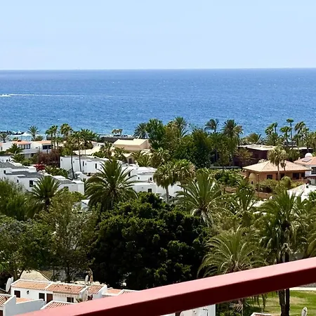 Apartment Seafront Serenity