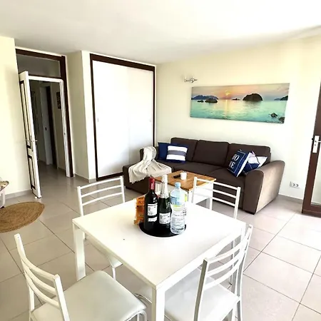 Seafront Serenity Apartment Playa de las Americas (Tenerife)
