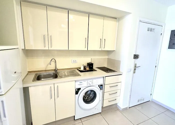 Seafront Serenity By Deihu Experiences Apartmán Playa de las Americas (Tenerife)