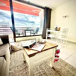 Apartman Seafront Serenity By Deihu Experiences