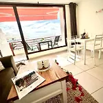 Seafront Serenity By Deihu Experiences Apartman