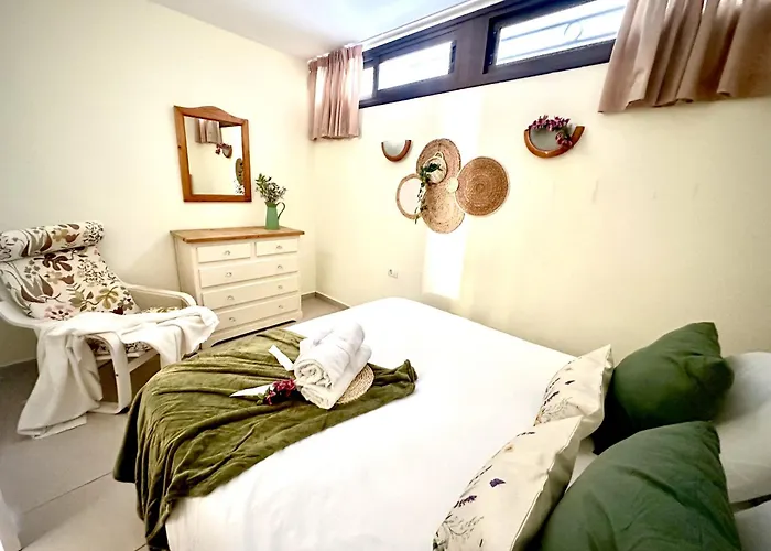 Seafront Serenity By Deihu Experiences * Playa de las Americas (Tenerife)